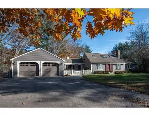 68 Middleton Rd, Boxford, MA 01921