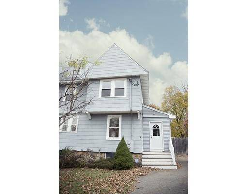 4 Lower Jones Rd, Hopedale, MA 01747