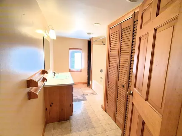 Norton, MA 02766,54 Burt Street