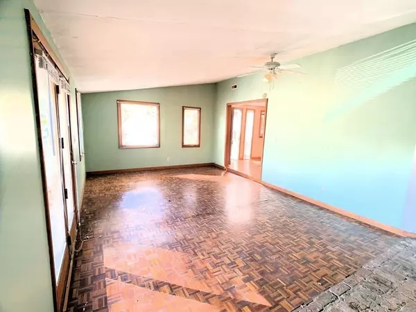 Norton, MA 02766,54 Burt Street