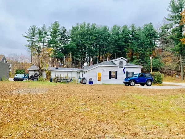 West Boylston, MA 01583,27 Sterling St