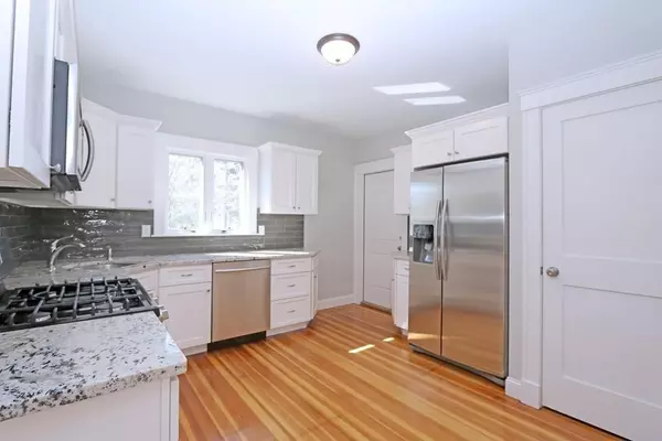 Milton, MA 02186,24 Houston Ave #2