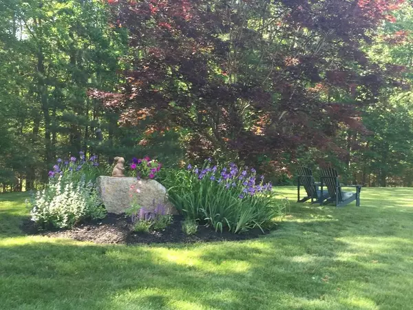 Southborough, MA 01772,9 Nathan Stone Ln