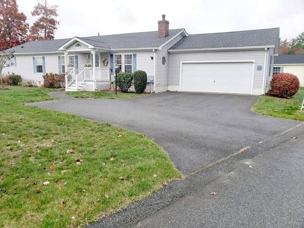 2109 Fox Run, Middleboro, MA 02346