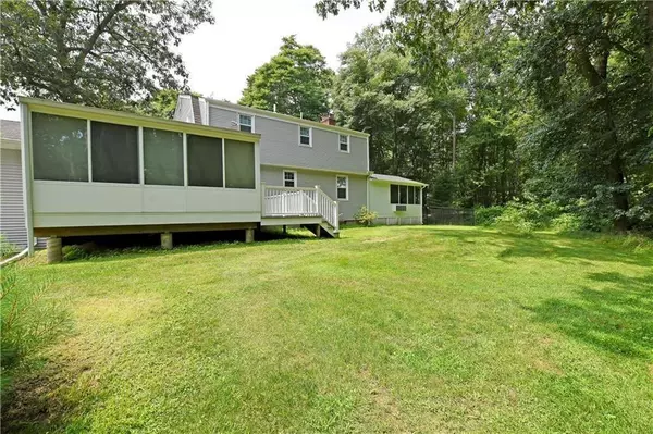 Seekonk, MA 02771,51 Wildflower Drive