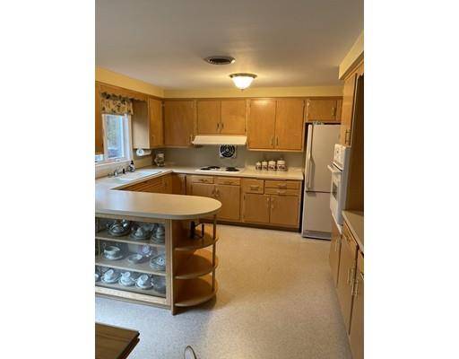 Rehoboth, MA 02769,15 Ralsie Road