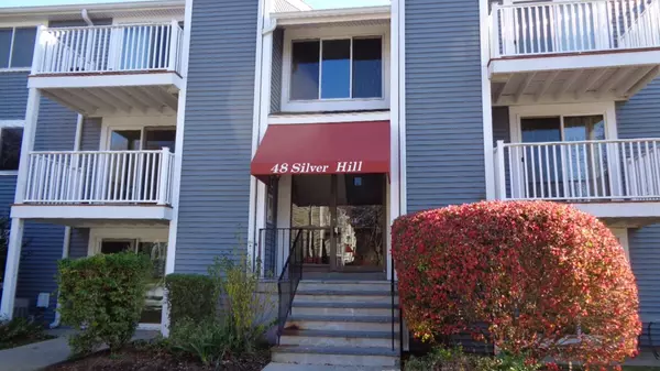 48 Silver Hill Ln #15, Natick, MA 01760