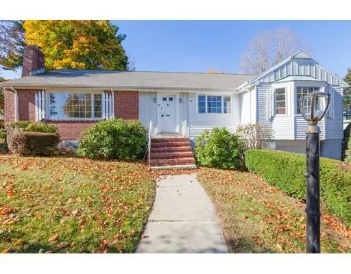 Newton, MA 02467,93 Woodlawn Drive