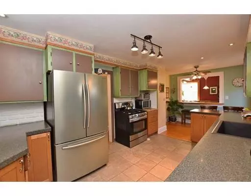 Agawam, MA 01001,313 Leonard St