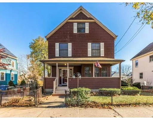 Wakefield, MA 01880,16 Cedar St