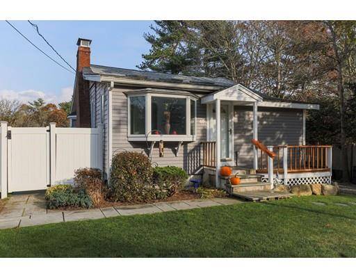 40 Bayhead Shores Rd, Bourne, MA 02532