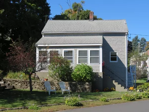 Wakefield, MA 01880,15 Valley St