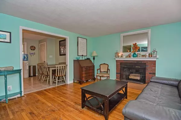Pepperell, MA 01463,31 Oakland Rd