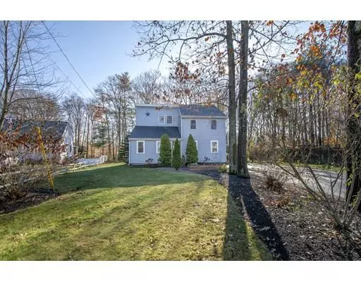 Rockland, MA 02370,32 Eleanor Ln