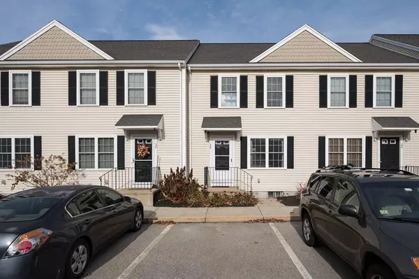 28 Boxberry Ln #28, Rockland, MA 02370