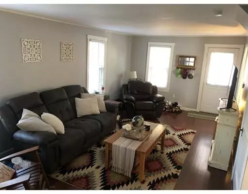 Sturbridge, MA 01566,83 New Boston Rd