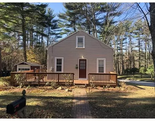 83 New Boston Rd, Sturbridge, MA 01566