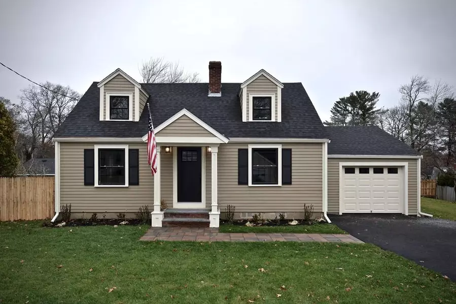 11 Savoy Rd, Hamilton, MA 01982