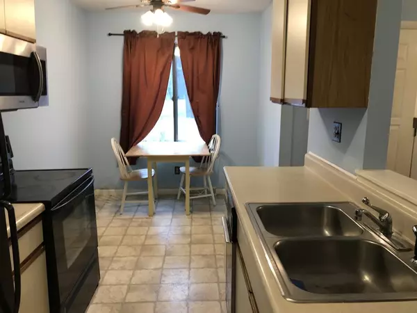 Palmer, MA 01069,49 Meadowbrook Ln #49