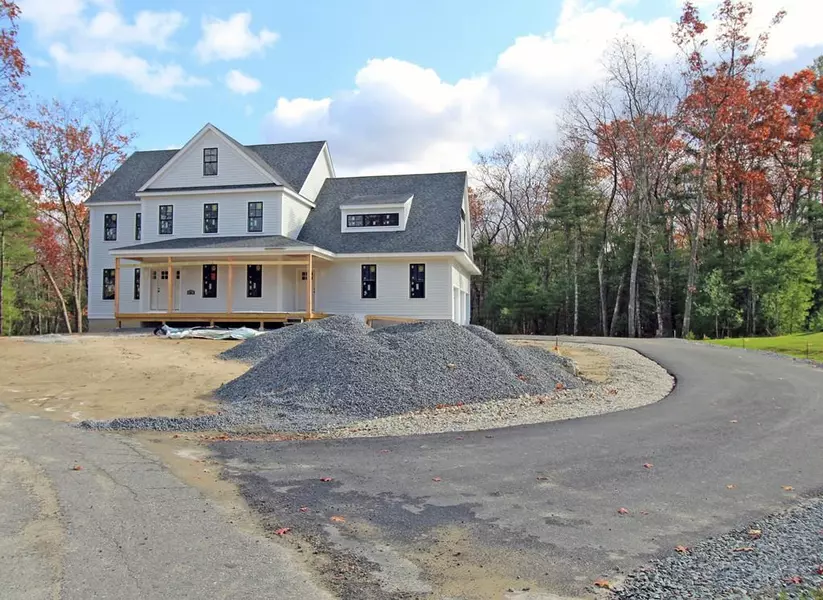 85 Chestnut Ln, Carlisle, MA 01741