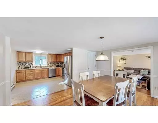Palmer, MA 01069,77 Flynt St