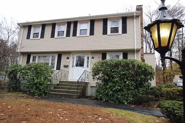 225 Billings St, Sharon, MA 02067