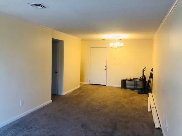 Rutland, MA 01543,176 Maple Ave #7-33