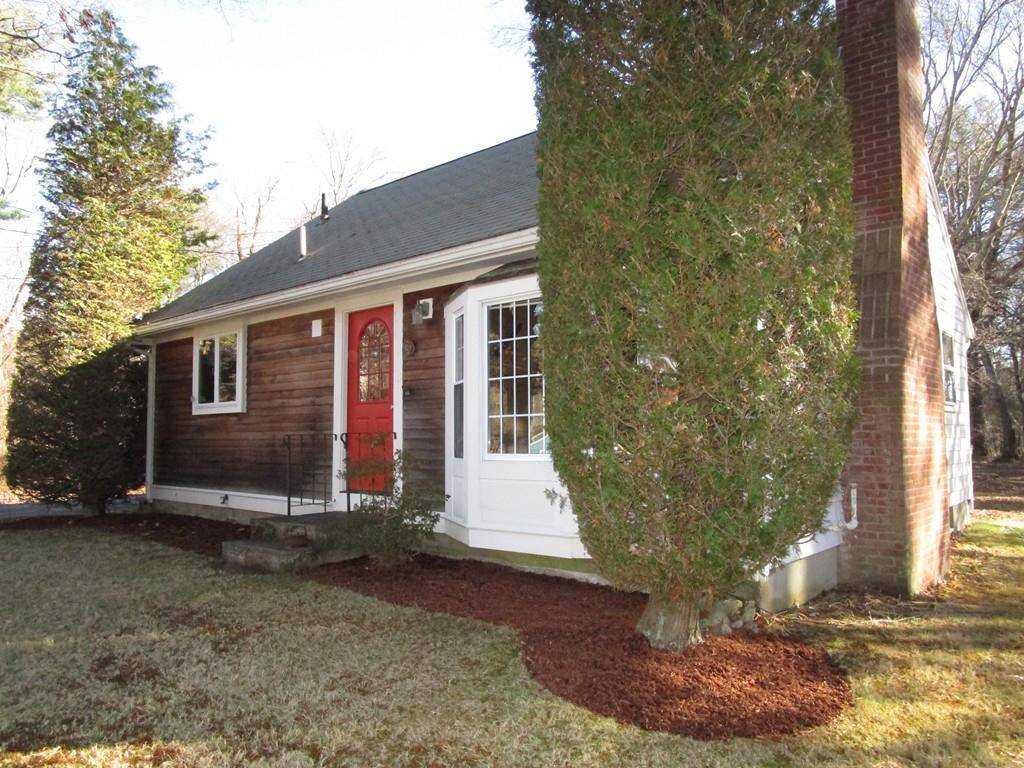 130 Mattakeesett St, Pembroke, MA 02359