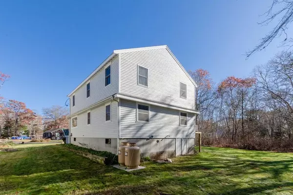 Marion, MA 02738,98 Dexter Rd