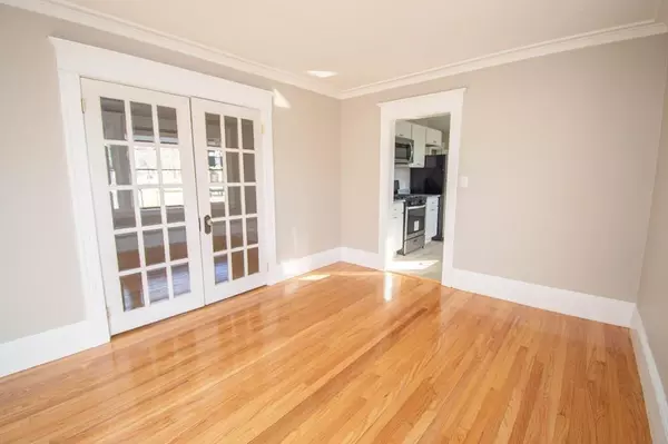 Agawam, MA 01001,57 Harding St