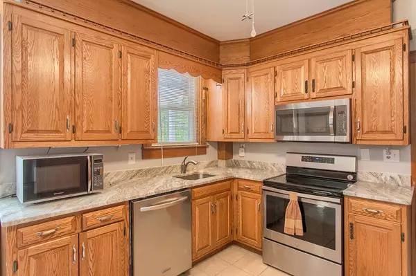 Ayer, MA 01432,83 Washington St