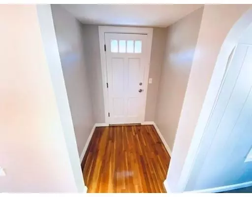 Taunton, MA 02780,407 Danforth St