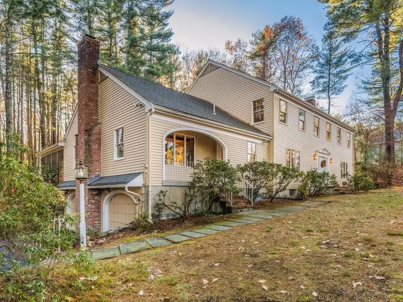 362 Border Road, Concord, MA 01742