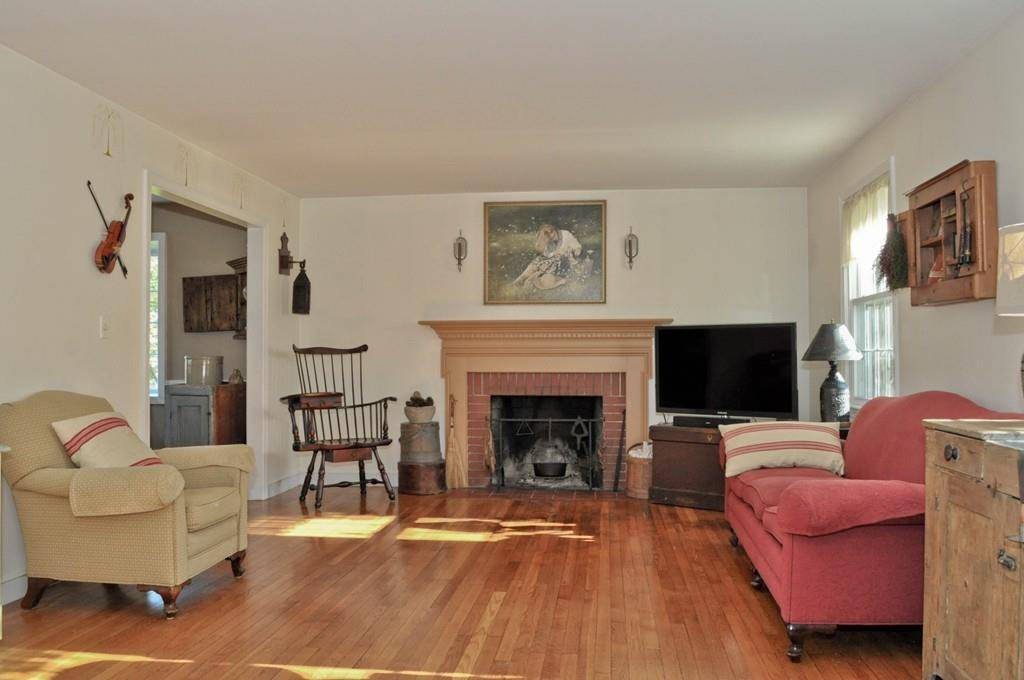 Bristol, RI 02809,1 Ambrose Ct