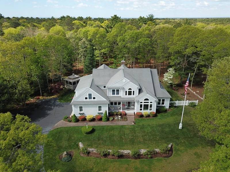 409 Scraggy Neck Road, Bourne, MA 02534