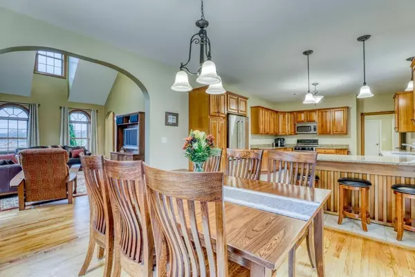 Granby, MA 01033,106 Maximilian Dr