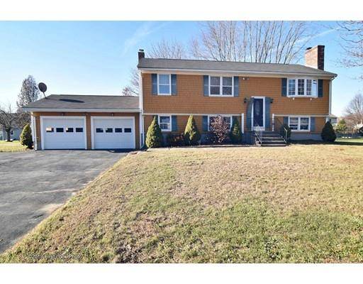 95 King Philip Rd, Seekonk, MA 02771