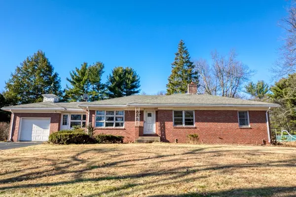 594 Parker St, East Longmeadow, MA 01028
