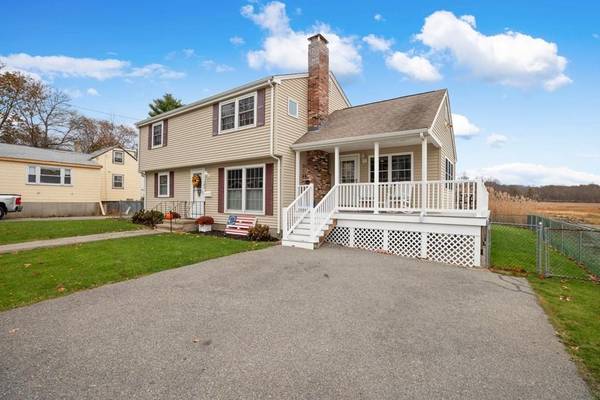 Weymouth, MA 02188,184 Hibiscus Ave