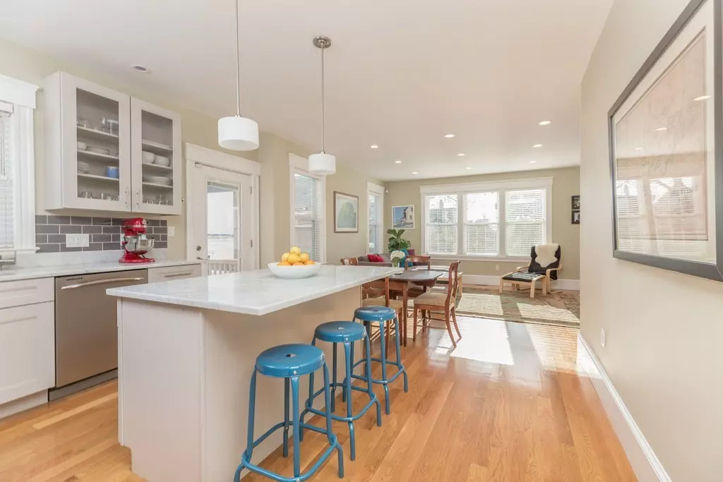 Somerville, MA 02145,22 Forster St #1