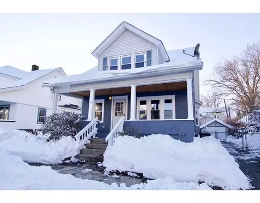 14 Itendale St, Springfield, MA 01108