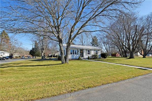 9 Cedar Lane, Seekonk, MA 02771