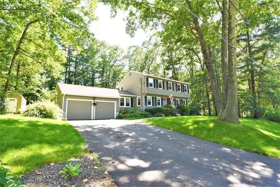 413 Beverly Rd, Franklin, MA 02038