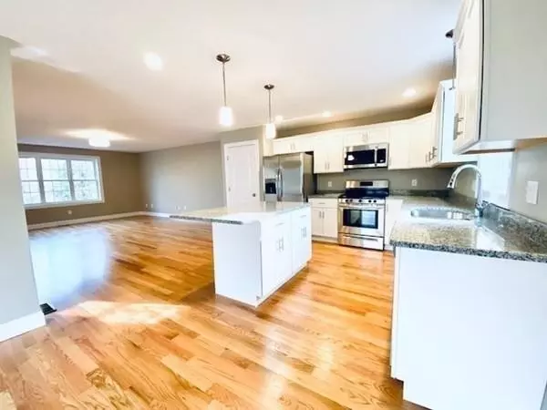 Taunton, MA 02780,260B Winthrop St. #B