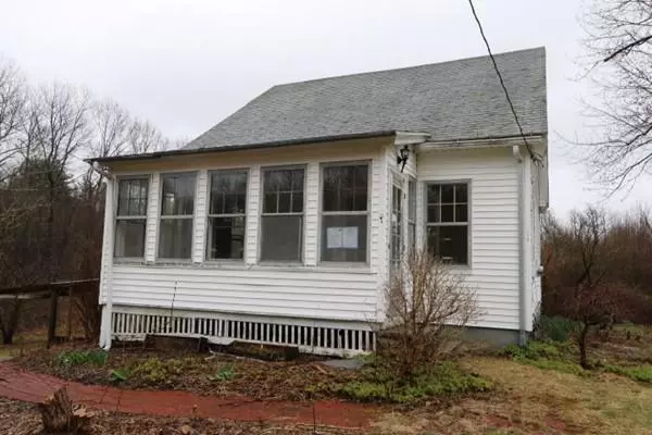 230 Utley Rd, New Braintree, MA 01531