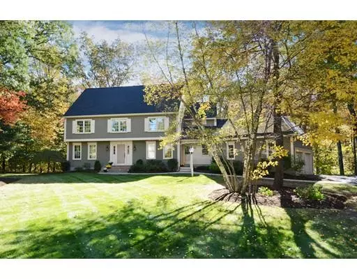 16 Kendall Dr, Westborough, MA 01581