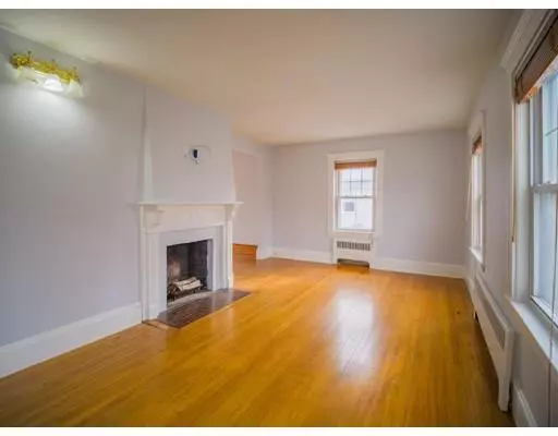 Milton, MA 02186,14 Tucker St