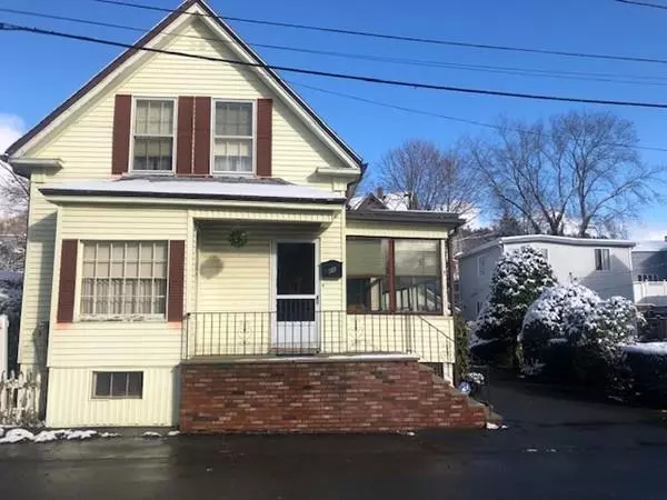 88 Roy St, Swampscott, MA 01907