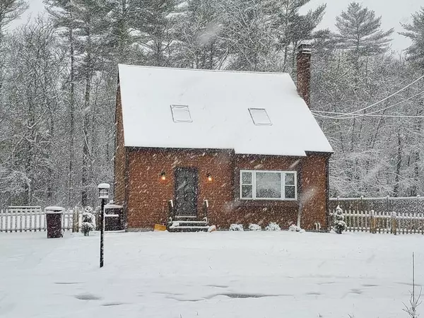 Acushnet, MA 02743,252 Mattapoisett Rd