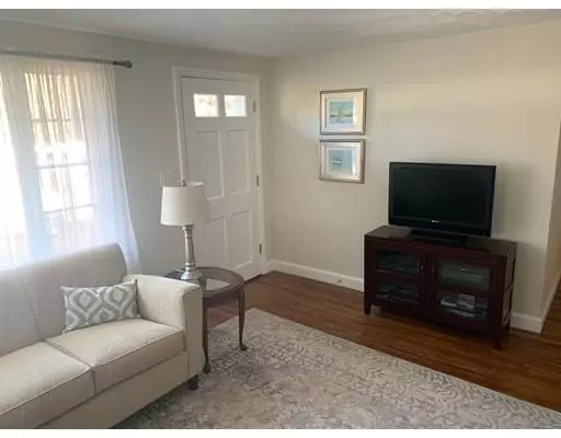 Abington, MA 02351,128 Hjelm St